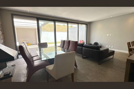 Casa à venda com 3 quartos, 200m² em Residencial Tambore III, Santana de Parnaíba