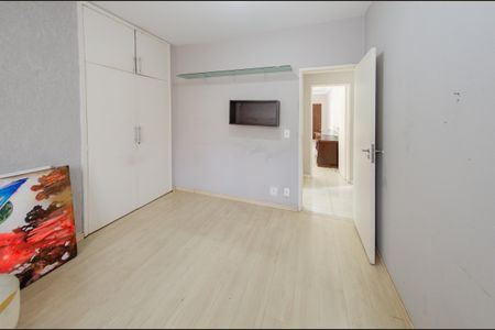 Apartamento à venda com 87m², 3 quartos e 2 vagasQuarto 2