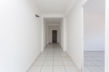 Casa para alugar com 145m², 5 quartos e sem vaga Casa para alugar com 145m², 5 quartos e sem vagaCorredor