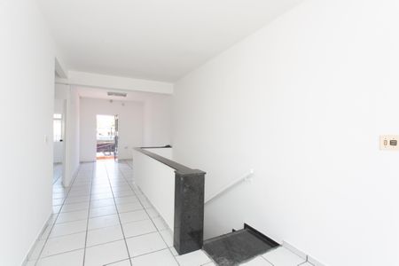 Casa para alugar com 145m², 5 quartos e sem vaga Casa para alugar com 145m², 5 quartos e sem vagaSala