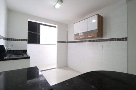 Apartamento para alugar com 65m², 2 quartos e 1 vagaCozinha