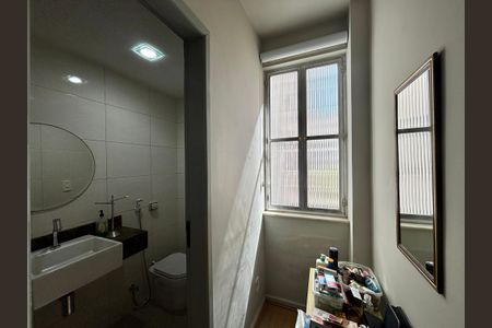 Apartamento à venda com 88m², 2 quartos e 1 vagaSuíte - banheiro