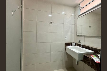 Apartamento à venda com 88m², 2 quartos e 1 vagaBanheiro social