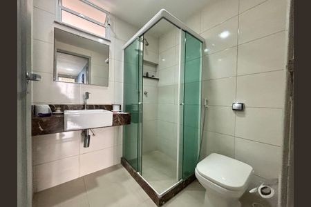 Apartamento à venda com 88m², 2 quartos e 1 vagaBanheiro social