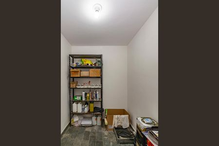 Casa à venda com 478m², 4 quartos e 6 vagasQuarto de Serviço