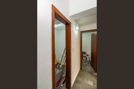 Casa à venda com 478m², 4 quartos e 6 vagasQuarto de Serviço