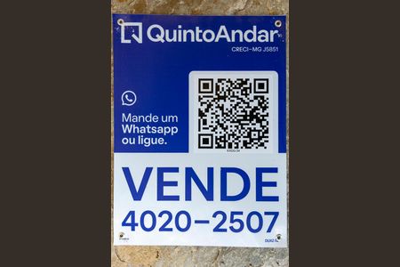 Casa à venda com 478m², 4 quartos e 6 vagasplaca instalada em 18/12/2025 com o código KXDG-34