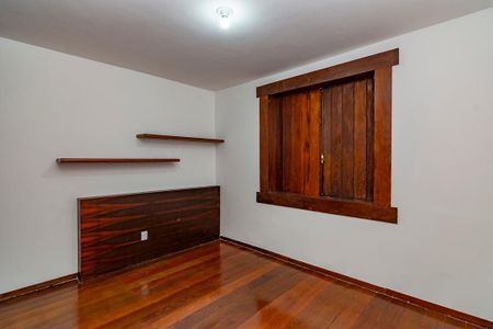 Casa à venda com 478m², 4 quartos e 6 vagasSuíte 1