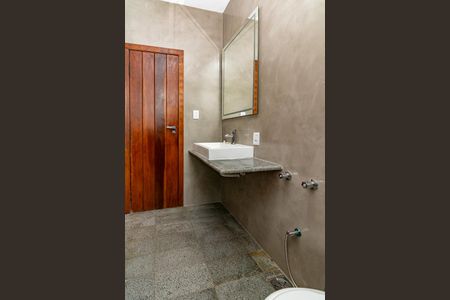 Casa à venda com 478m², 4 quartos e 6 vagasSuíte 1