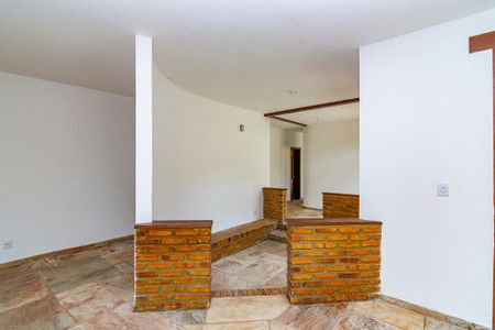 Casa à venda com 478m², 4 quartos e 6 vagasSala 1