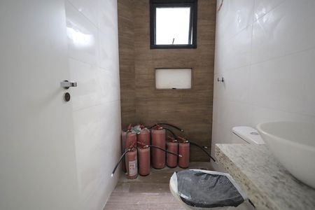 Apartamento à venda com 58m², 2 quartos e 1 vaga Apartamento à venda com 58m², 2 quartos e 1 vagaBanheiro