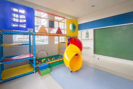 Apartamento para alugar com 110m², 2 quartos e 2 vagasÁrea comum - Brinquedoteca