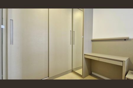 Apartamento à venda com 68m², 2 quartos e 1 vaga