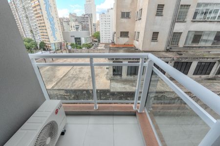 Apartamento para alugar com 34m², 1 quarto e sem vagaSacada