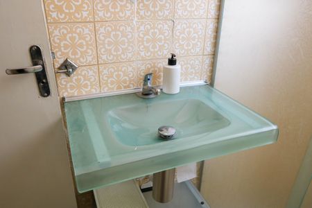 Apartamento à venda com 64m², 2 quartos e 1 vaga Apartamento à venda com 64m², 2 quartos e 1 vagaBanheiro