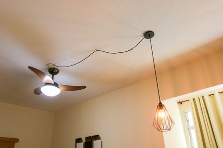 Apartamento à venda com 64m², 2 quartos e 1 vaga Apartamento à venda com 64m², 2 quartos e 1 vagaSala