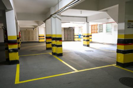 Apartamento à venda com 64m², 2 quartos e 1 vaga Apartamento à venda com 64m², 2 quartos e 1 vagaGaragem