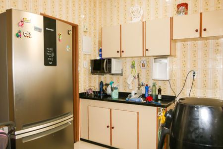 Apartamento à venda com 64m², 2 quartos e 1 vaga Apartamento à venda com 64m², 2 quartos e 1 vagaCozinha