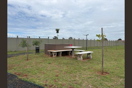 Casa de condomínio para alugar com 70m², 2 quartos e 1 vagaÁrea verde