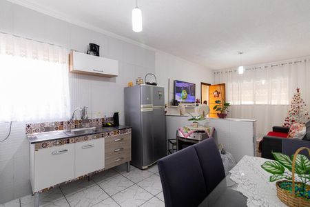 Casa à venda com 115m², 2 quartos e 1 vagaSala e Cozinha 