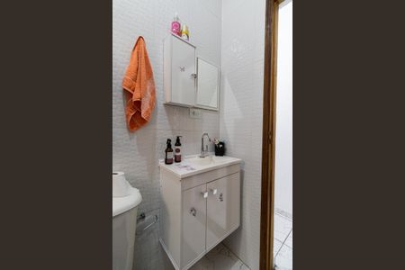 Casa à venda com 115m², 2 quartos e 1 vagaBanheiro