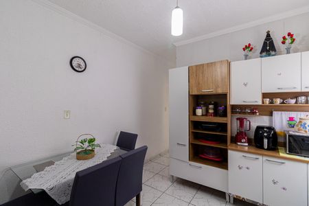 Casa à venda com 115m², 2 quartos e 1 vagaSala e Cozinha 