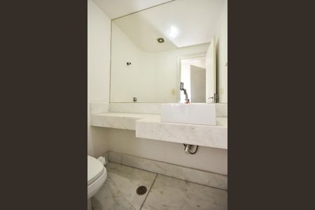 Apartamento à venda com 254m², 3 quartos e 5 vagasLavabo