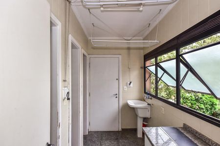 Apartamento à venda com 254m², 3 quartos e 5 vagasÁrea de Serviço 