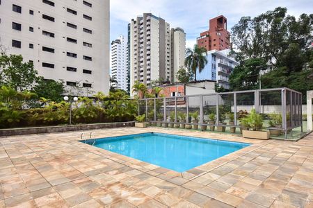 Apartamento à venda com 254m², 3 quartos e 5 vagasPiscina