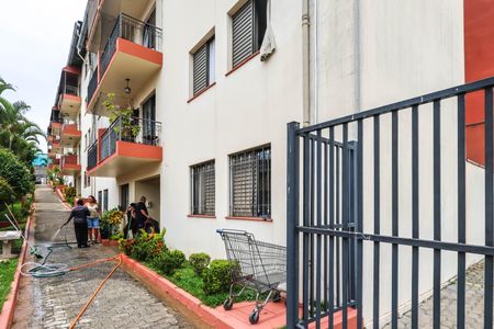 Apartamento à venda com 60m², 2 quartos e 1 vaga Apartamento à venda com 60m², 2 quartos e 1 vagaFachada