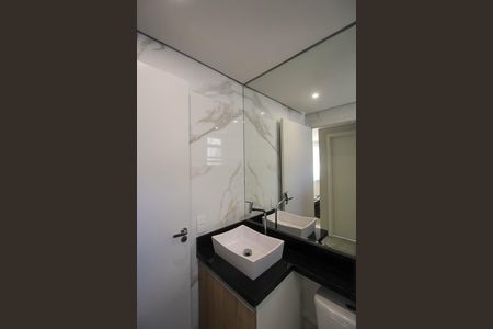 Banheiro de apartamento para alugar com 2 quartos, 46m² em Cidade São Mateus, São Paulo