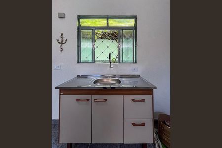Detalhe da cozinha de casa de condomínio para alugar com 1 quarto, 40m² em Vila Marte, São Paulo