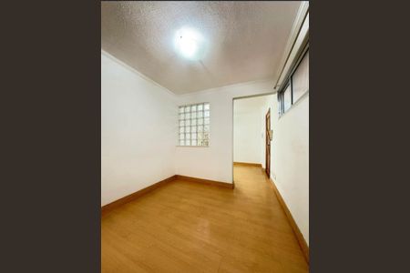 Foto 01 de apartamento à venda com 3 quartos, 66m² em Vila Uberabinha, São Paulo