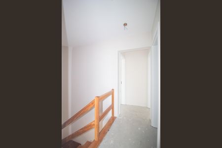 Casa à venda com 112m², 3 quartos e 2 vagasCorredor