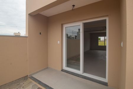 Casa à venda com 112m², 3 quartos e 2 vagasQuintal