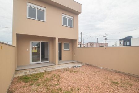 Casa à venda com 112m², 3 quartos e 2 vagasQuintal