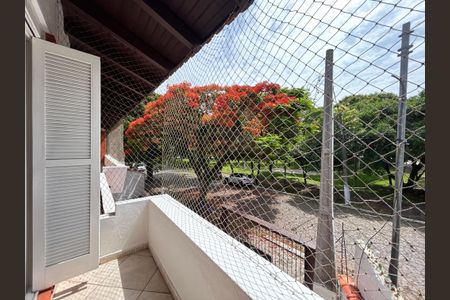 Casa à venda com 220m², 4 quartos e 2 vagasSacada 2