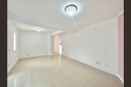 Sala de casa à venda com 4 quartos, 220m² em Jardim America, São Leopoldo