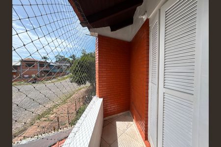 Casa à venda com 220m², 4 quartos e 2 vagasSacada 2