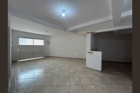 Casa à venda com 220m², 4 quartos e 2 vagasGaragem