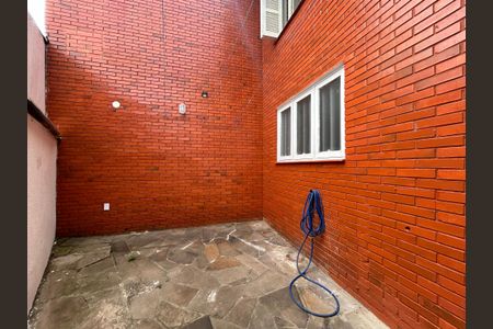 Casa à venda com 220m², 4 quartos e 2 vagasPátio