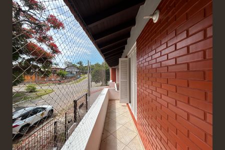Casa à venda com 220m², 4 quartos e 2 vagasSacada