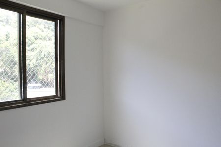 Apartamento à venda com 85m², 3 quartos e 2 vagasQuarto 1