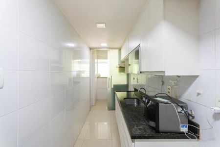 Apartamento à venda com 85m², 3 quartos e 2 vagasCozinha e Área de Serviço