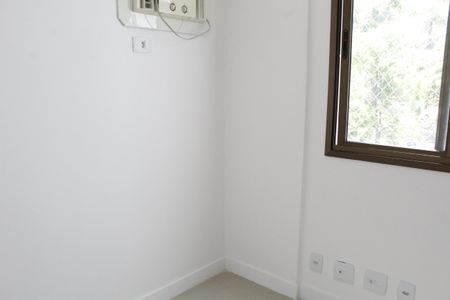 Apartamento à venda com 85m², 3 quartos e 2 vagasQuarto 2