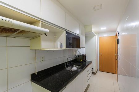 Apartamento à venda com 85m², 3 quartos e 2 vagasCozinha e Área de Serviço