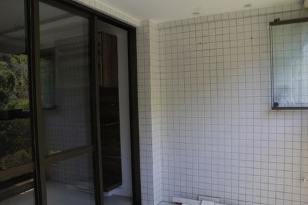 Apartamento à venda com 85m², 3 quartos e 2 vagasVaranda da Sala
