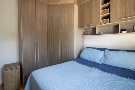 Suíte 2 de casa para alugar com 2 quartos, 64m² em Jardim Helga, São Paulo