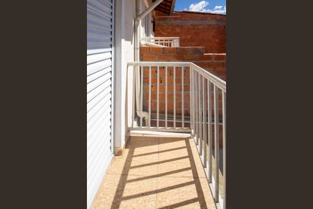 Casa para alugar com 64m², 2 quartos e 2 vagas Casa para alugar com 64m², 2 quartos e 2 vagasVaranda Suíte 2