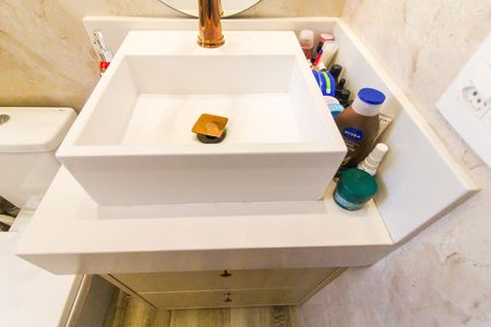 Apartamento à venda com 41m², 2 quartos e sem vaga Apartamento à venda com 41m², 2 quartos e sem vagaBanheiro